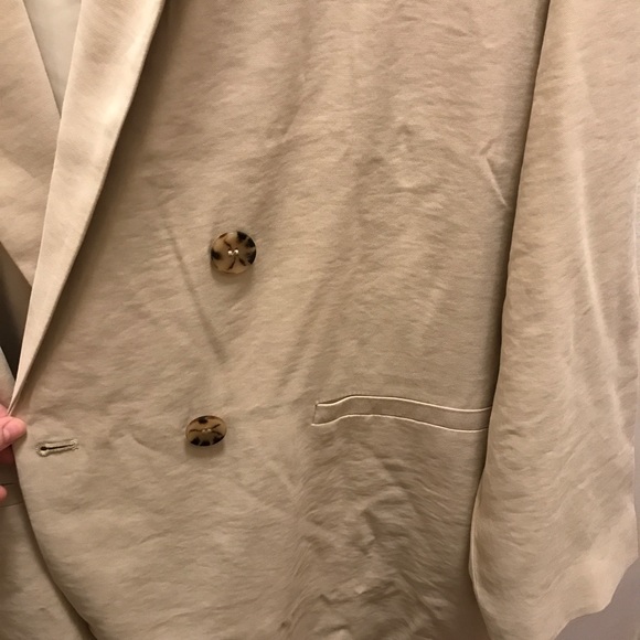 Tan H&M Blazer - Picture 2 of 3